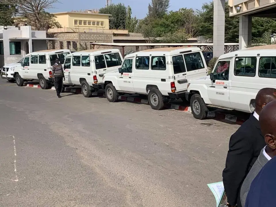 Des ambulances et véhicules pour améliorer la santé et le bien-être des femmes et des adolescentes du Sud du Sénégal