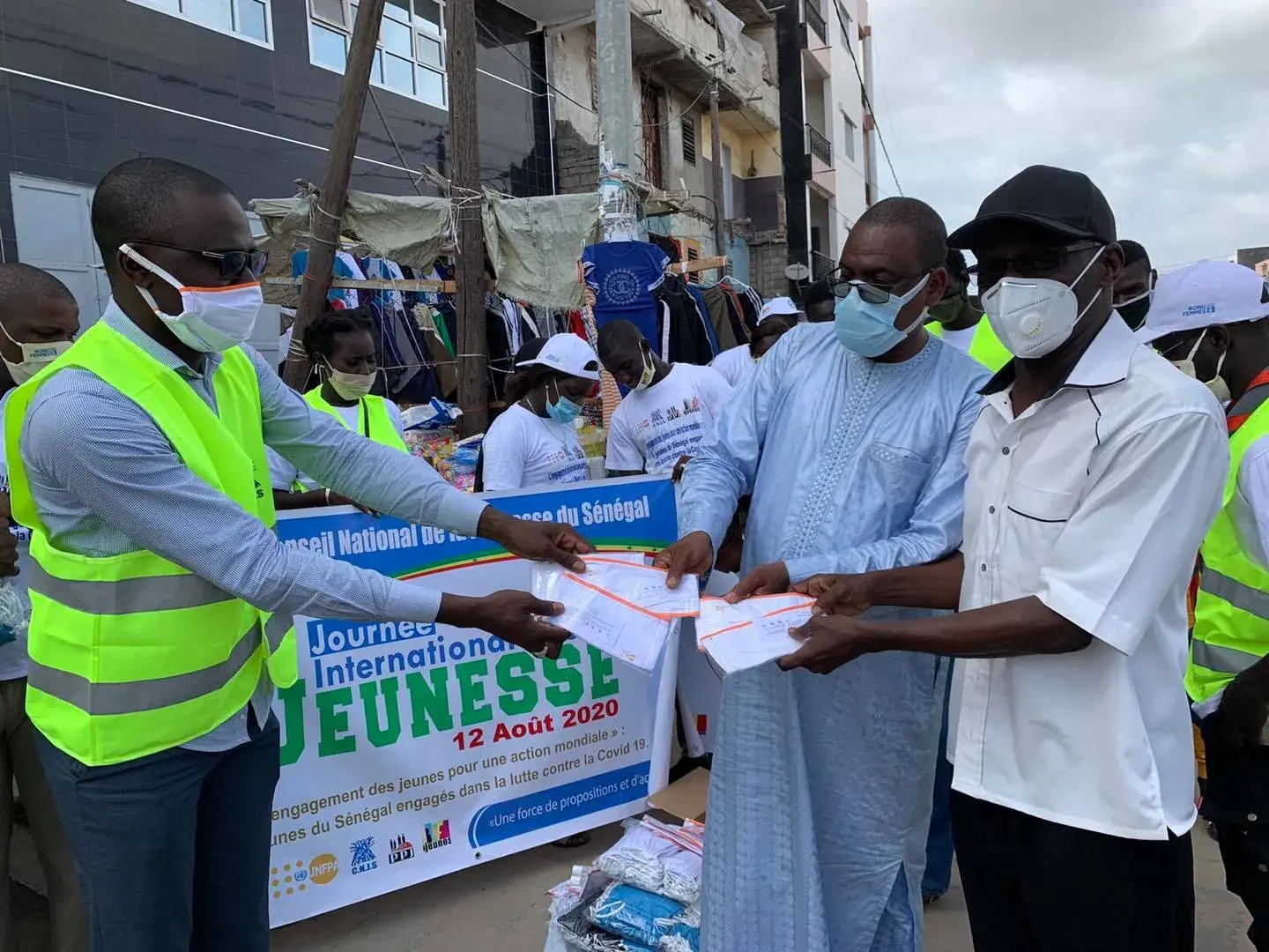 Lancement d’une campagne de distribution de 25 000 masques